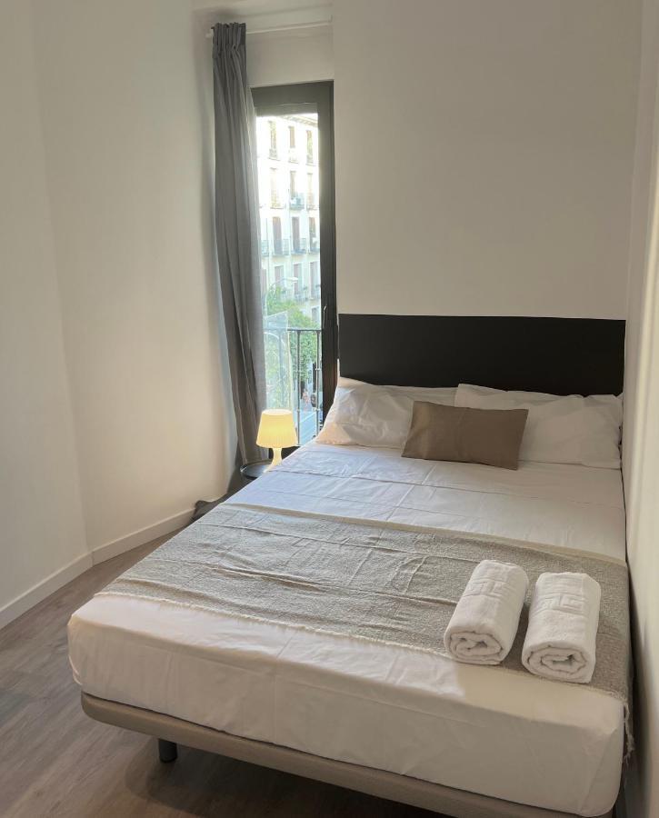 Hotel Casa De Huespedes Mi Lla Madryt Zewnętrze zdjęcie