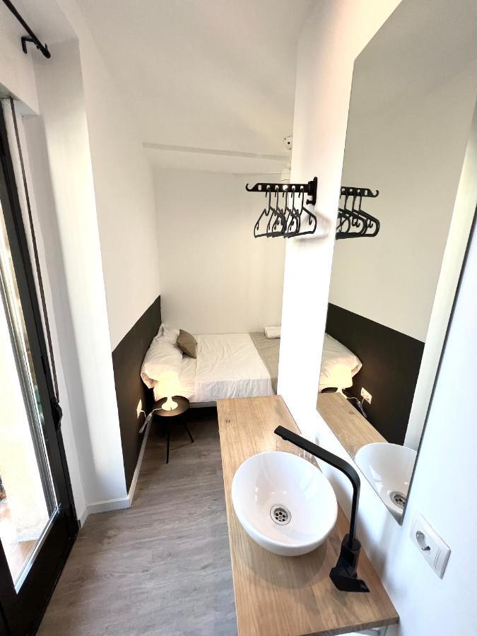 Hotel Casa De Huespedes Mi Lla Madryt Zewnętrze zdjęcie