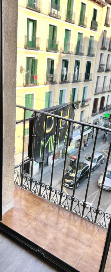 Hotel Casa De Huespedes Mi Lla Madryt Zewnętrze zdjęcie