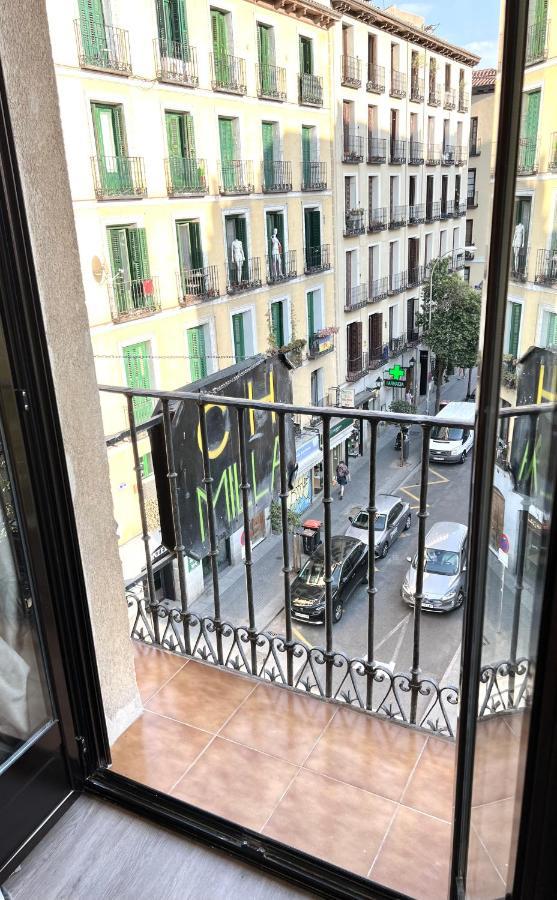 Hotel Casa De Huespedes Mi Lla Madryt Zewnętrze zdjęcie